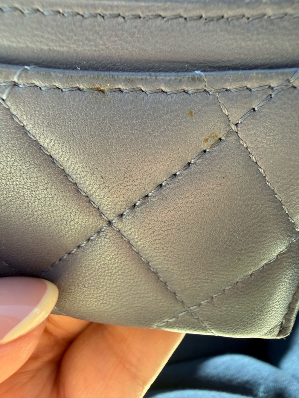 CHANEL Quilted Card Holder in Metallic Gray with Gold CC - Picture 8 of 11
